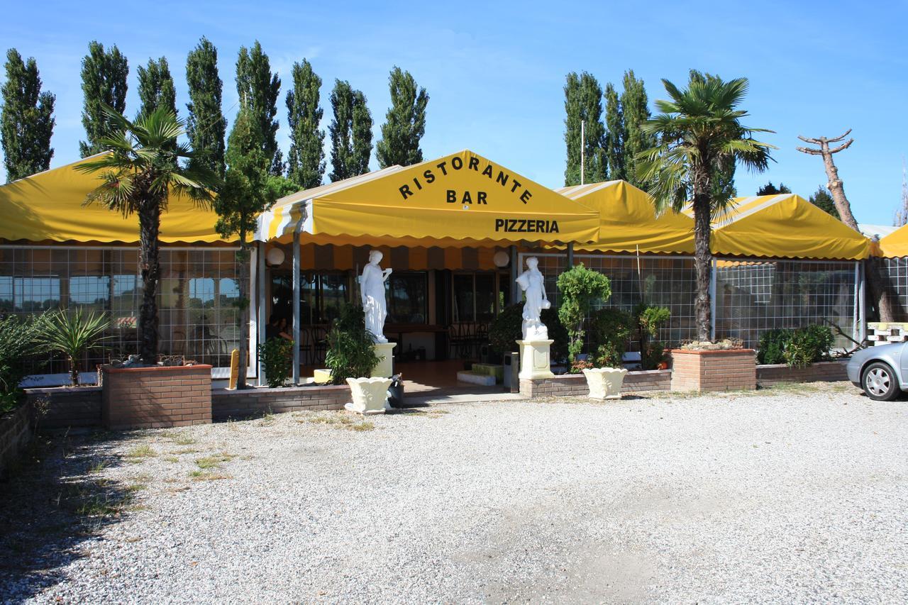 Hotel I Laghetti Polesella Exterior foto